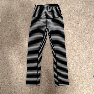 Lululemon, striped leggings